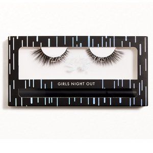 Flirtacious Looks Cosmetics Girls Night Out Lashes Pack
